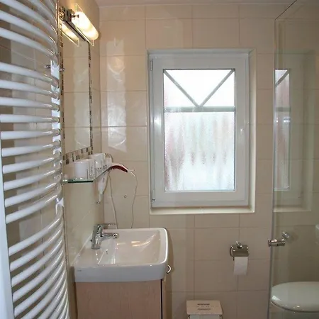 Apartment Ferienwohnung-neuhaus *