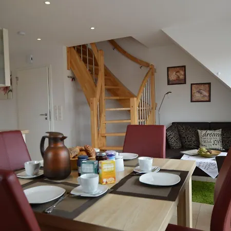 Ferienwohnung-neuhaus