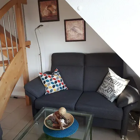 Ferienwohnung-neuhaus *