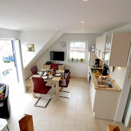 Apartment Ferienwohnung-neuhaus *